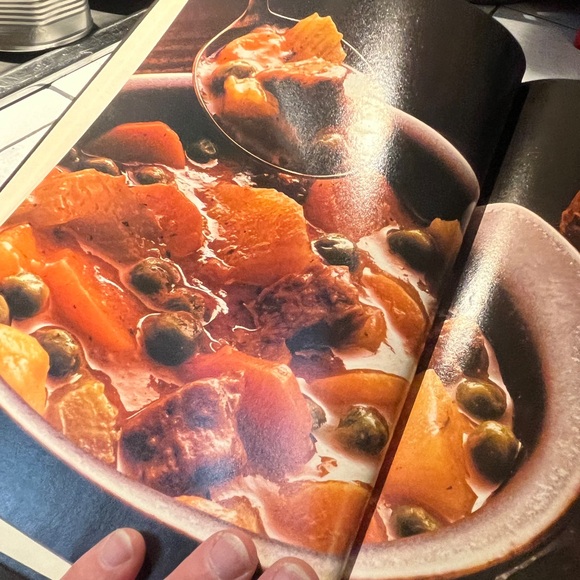 More From Your Microwave Cookbook. Copyright 1980 - Picture 5 of 7